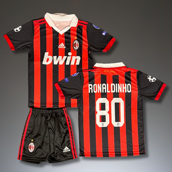 Milan Dječji Klasični Nogometni Komplet, Ronaldinho. 2009