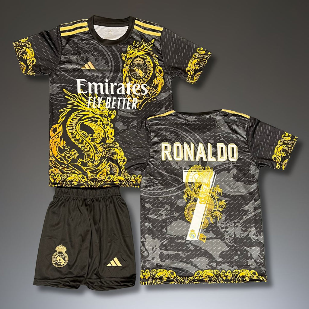 Dječji nogometni komplet Real Madrid, Ronaldo. Crno zmajevo izdanje 2025