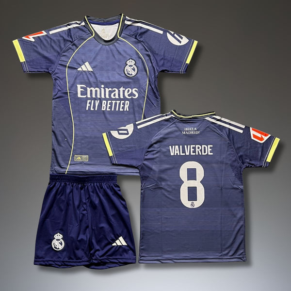 Dječji nogometni gostujući komplet Real Madrid, Valverde. 25/26