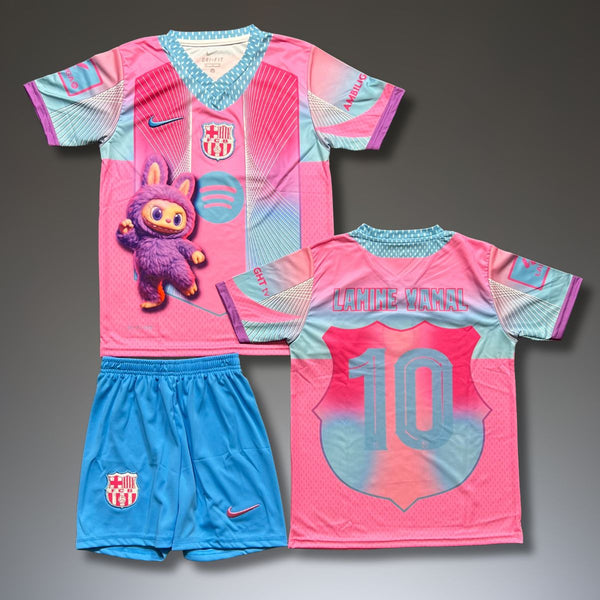 Dječji nogometni komplet Barcelona, Yamal. Posebno ružičasto Labubu izdanje