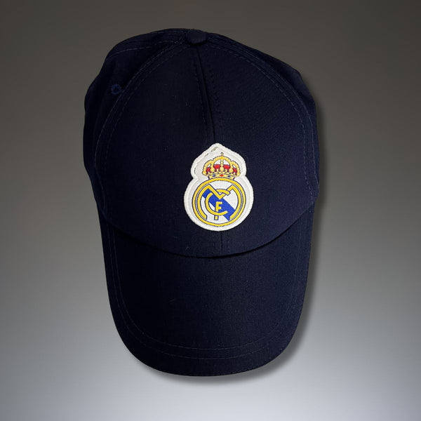 Kapa s grbom Real Madrida, crna