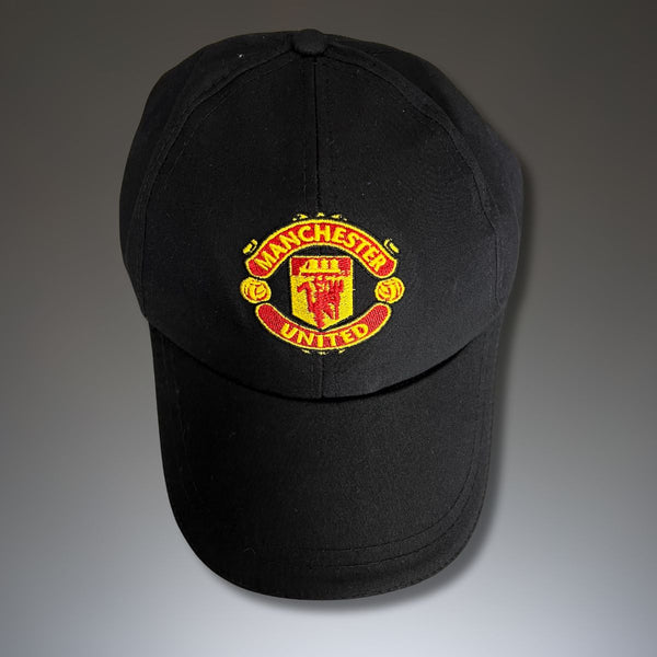Kapa s grbom Manchester United, crna