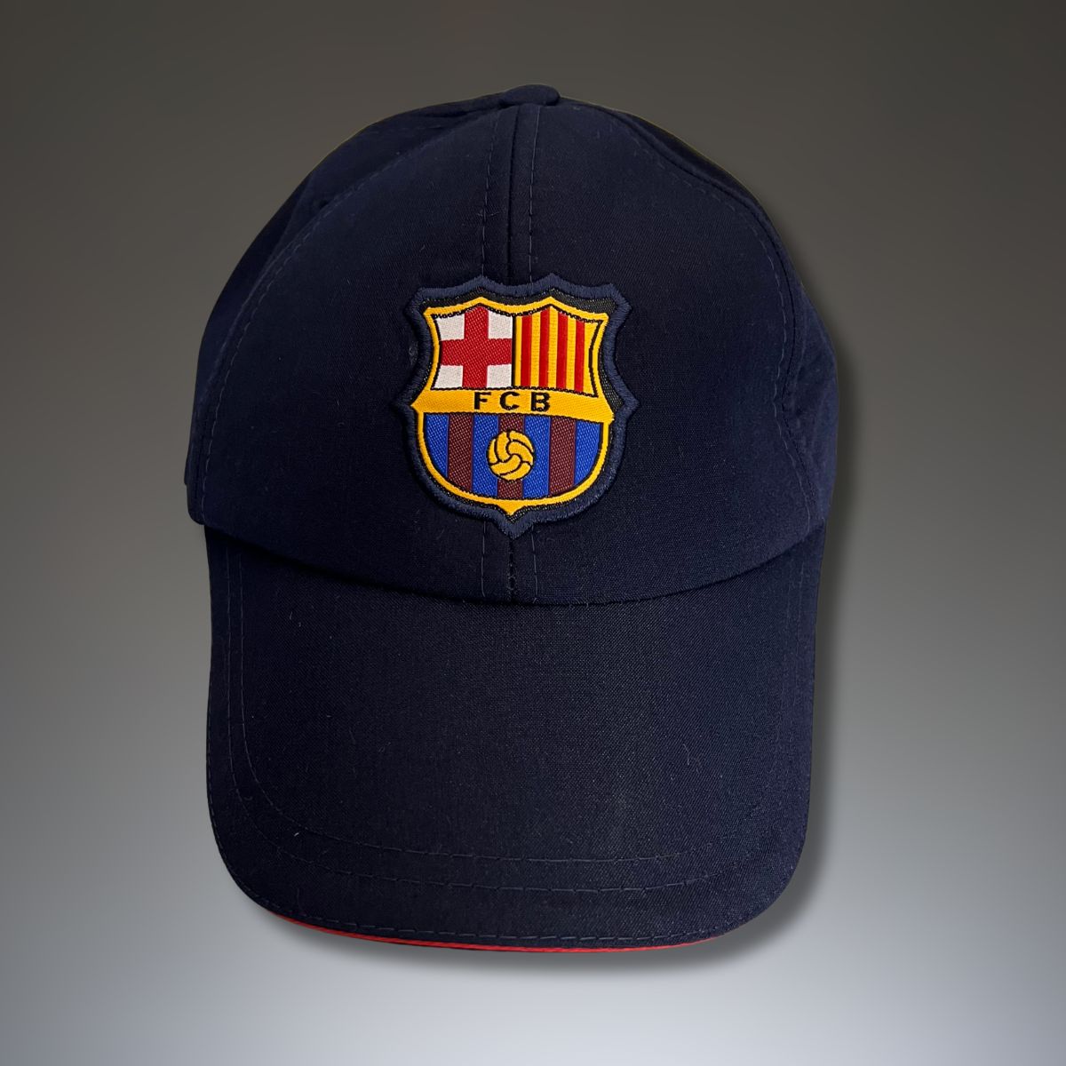 Kapa s grbom Barcelona, tamnoplava