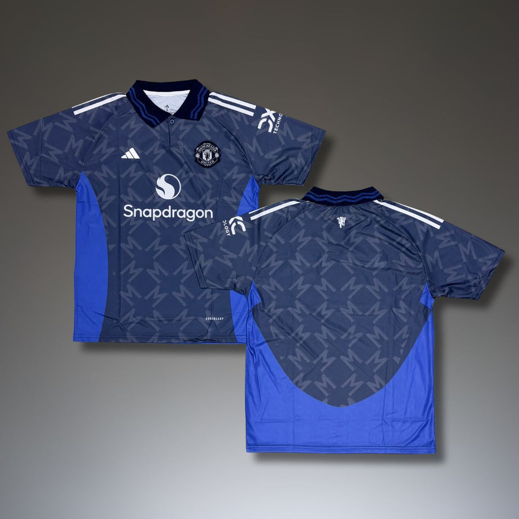 Muški dres u gostima Manchester United. 24/25